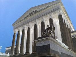 The Supreme Court 'Sounds Ready' To Throw Out A Controversial Part Of Obamacare